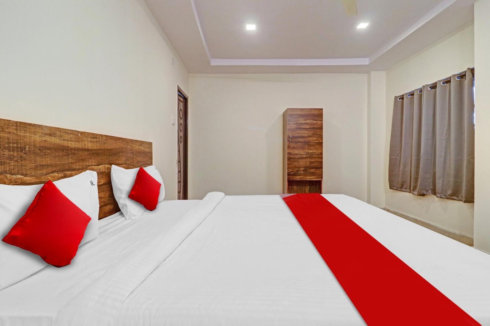 Hotel O R Square Inn Hyderabad Esterno foto