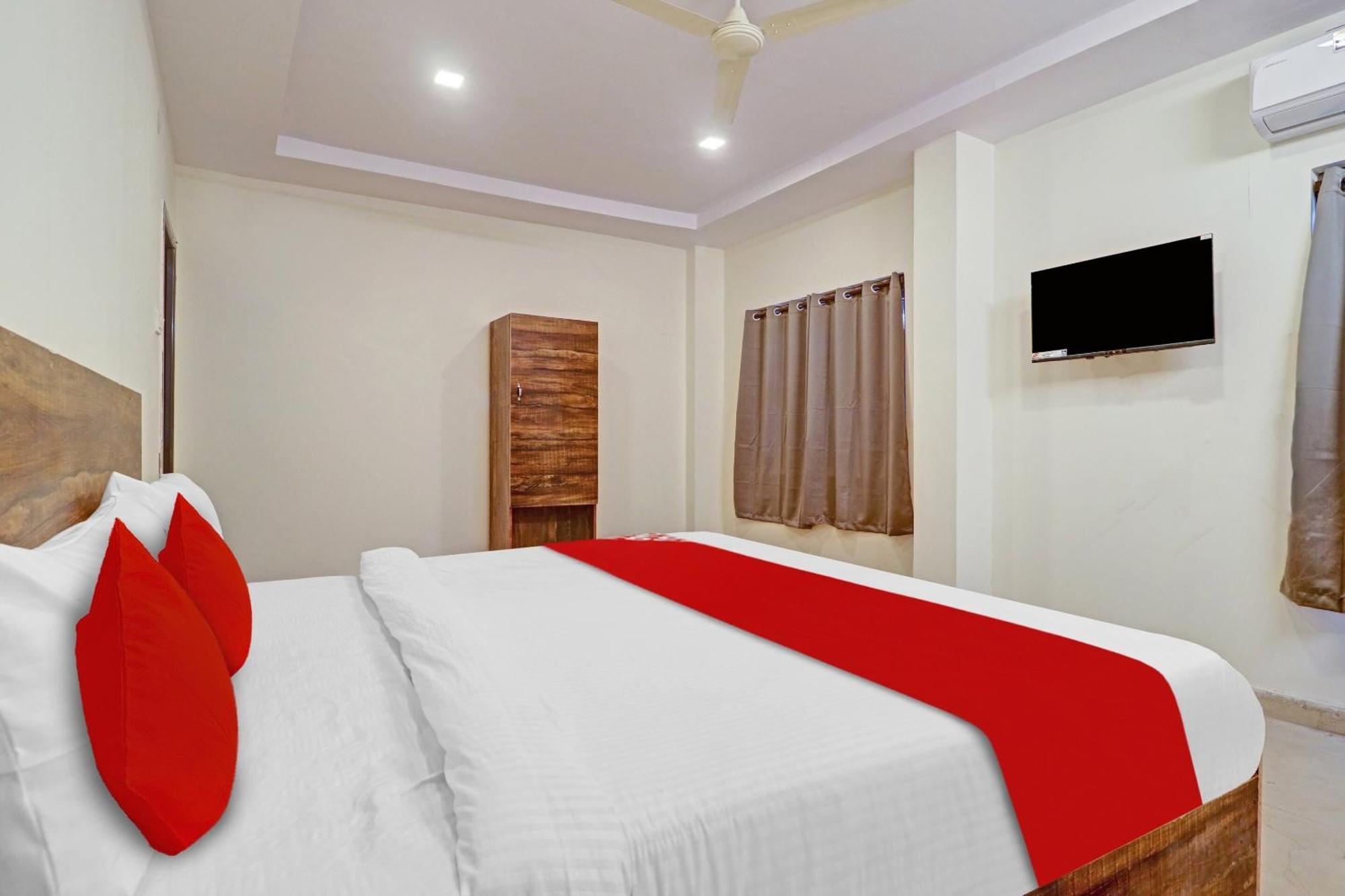 Hotel O R Square Inn Hyderabad Esterno foto